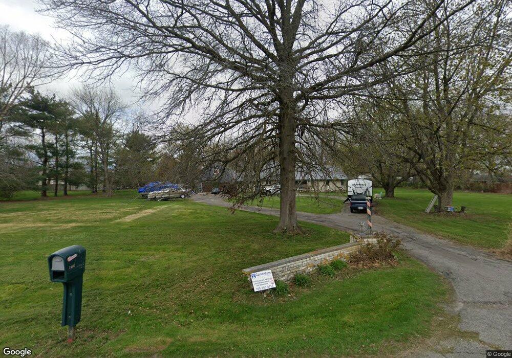 1210 N 19th St, Elwood, IN 46036 - photo 1