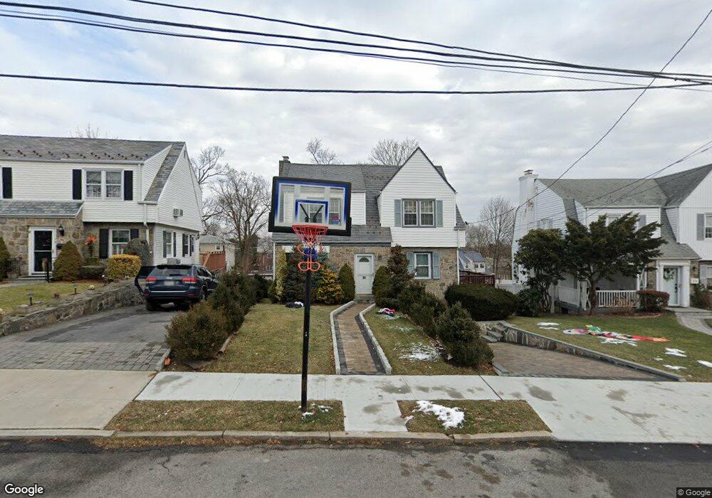 50 Mitchell Ave, Yonkers, NY 10701 - photo 1