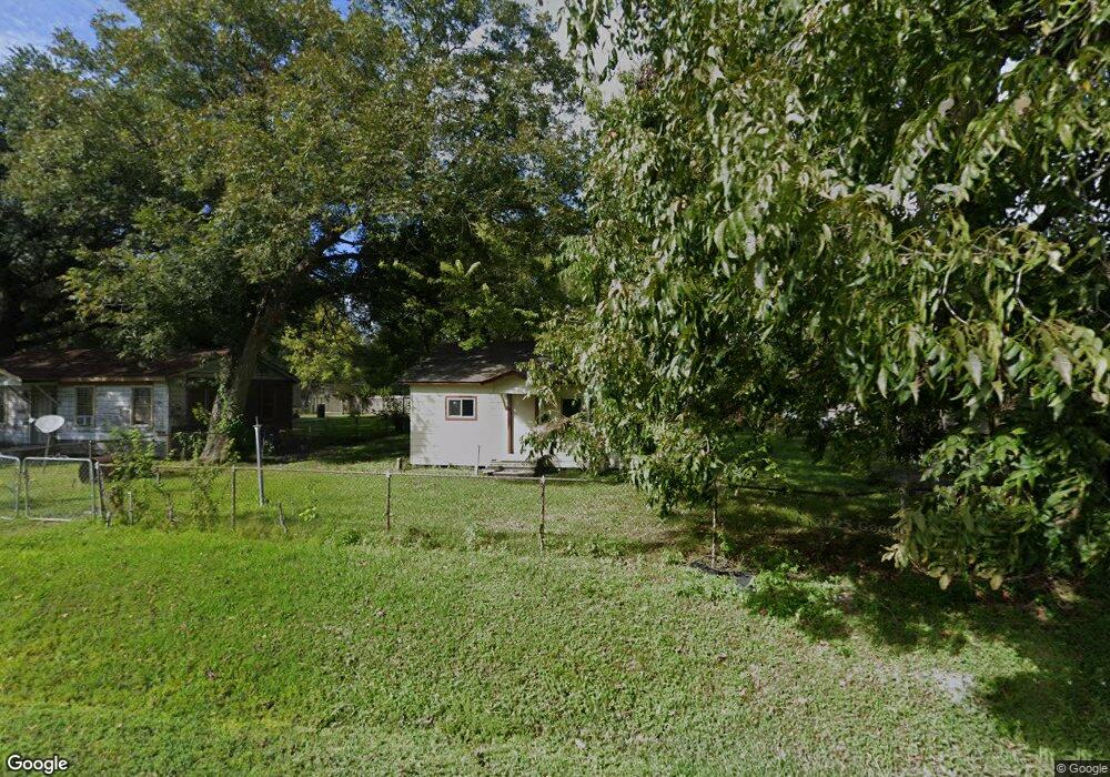 7233 Weyburn St, Houston, TX 77028 - photo 1