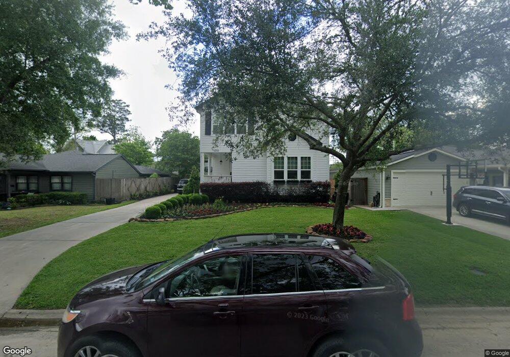 1310 Chamboard Ln, Houston, TX 77018 - photo 1