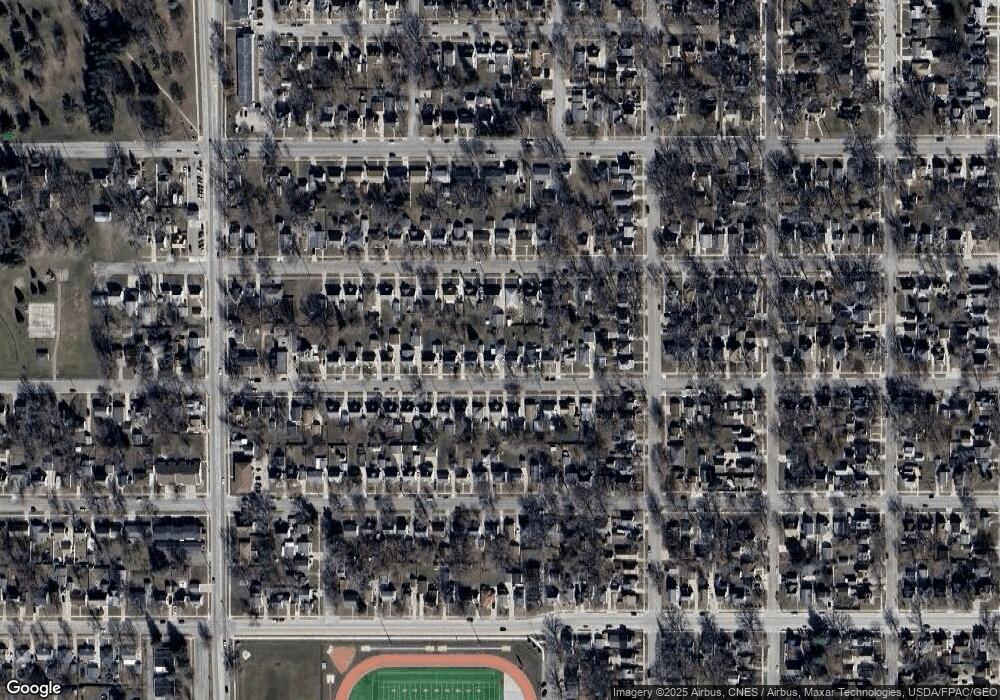 1304 6th Ave NW, Austin, MN 55912 - photo 1