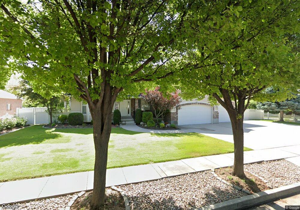 11451 Tara Woods Ln, South Jordan, UT 84095 - photo 1
