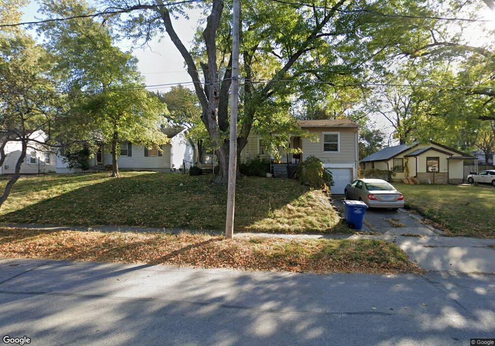 1631 56th St, Des Moines, IA 50310 - photo 1