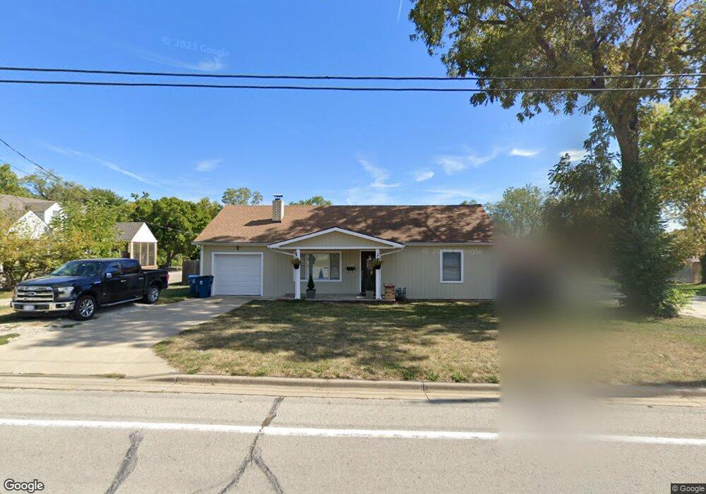 5741 Rosehill Rd, Shawnee, KS 66216 - photo 1