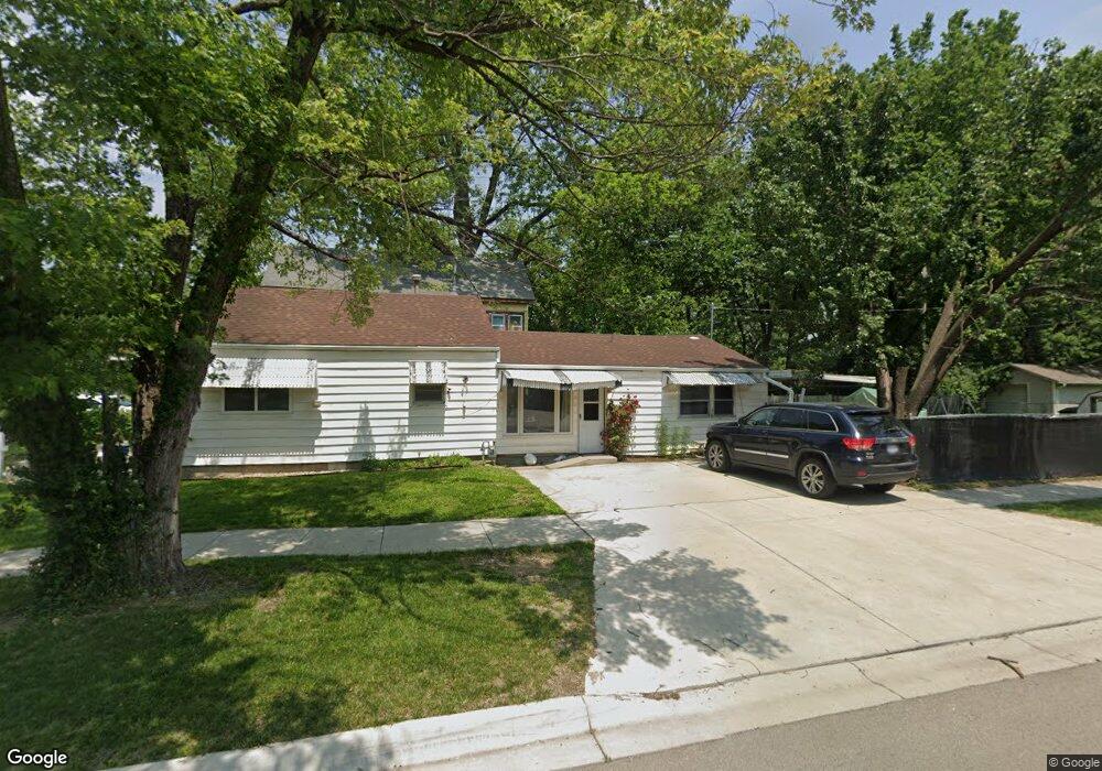 2322 SW Clay St, Topeka, KS 66611 - photo 1