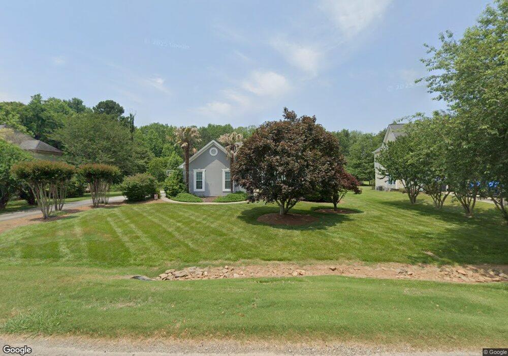 6122 Jamestown Dr, Flowery Branch, GA 30542 - photo 1