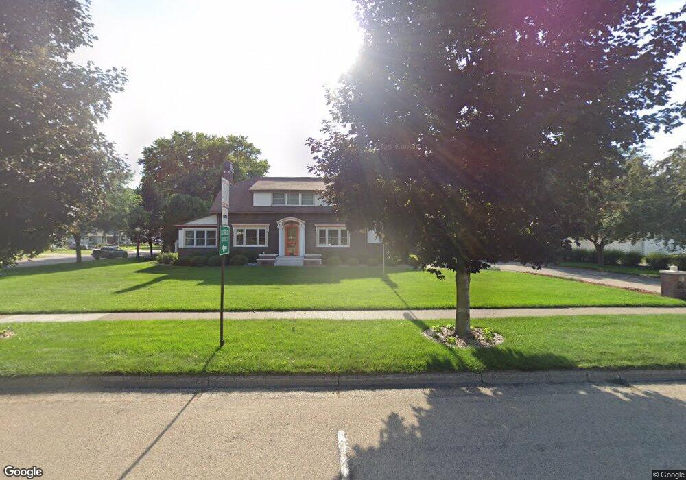 21 N Elm St, La Crescent, MN 55947 - photo 1