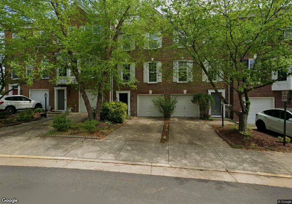 8890 Pinion Place, Lorton, VA 22079 - photo 1