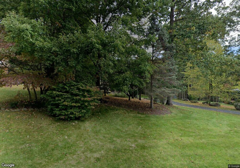 34 Apple Hill Dr, Cortlandt Manor, NY 10567 - photo 1