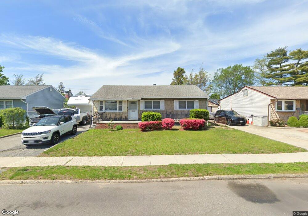 726 Seabury Ave, Franklin Square, NY 11010 - photo 1