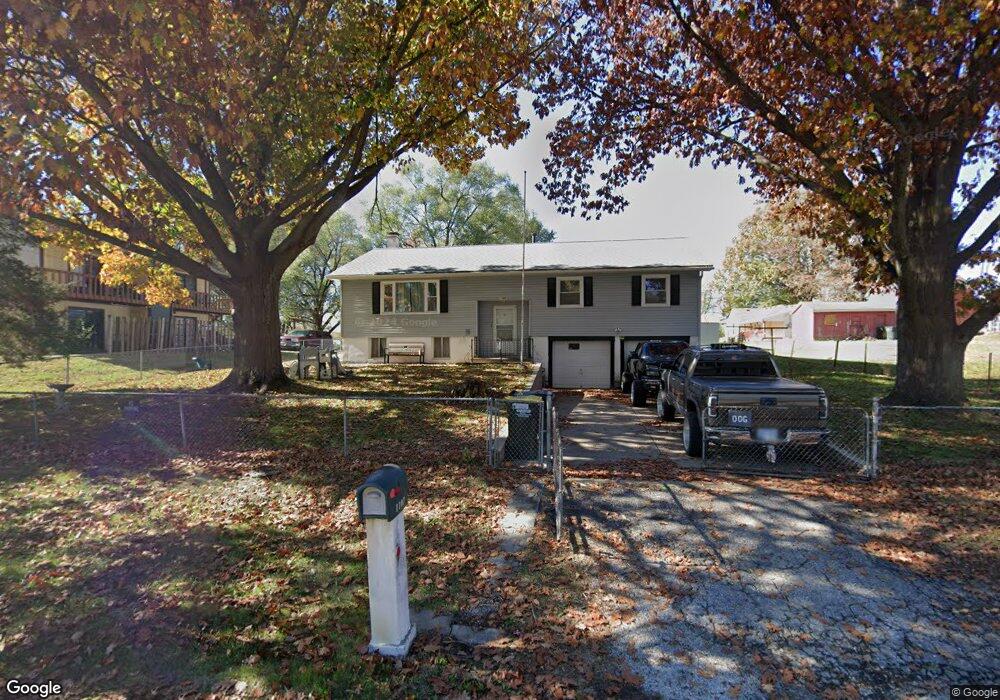 1107 N 4th St, Lansing, KS 66043 - photo 1