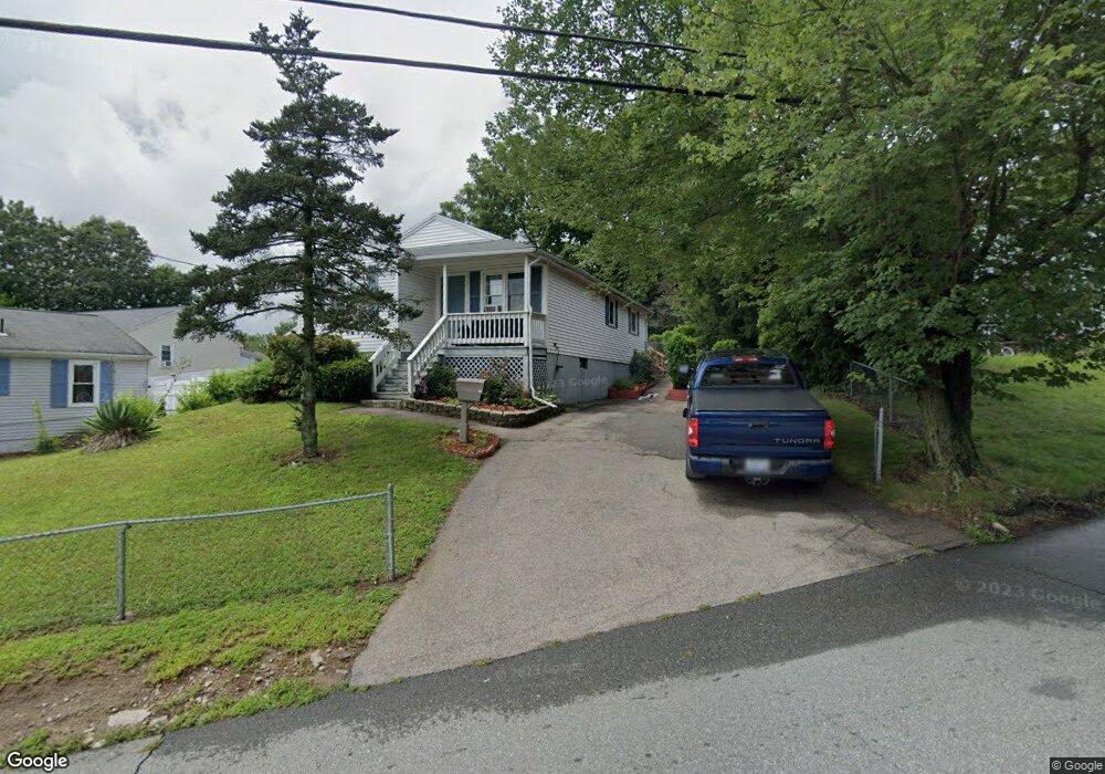 28 Beacon Ave, Woonsocket, RI 02895 - photo 1