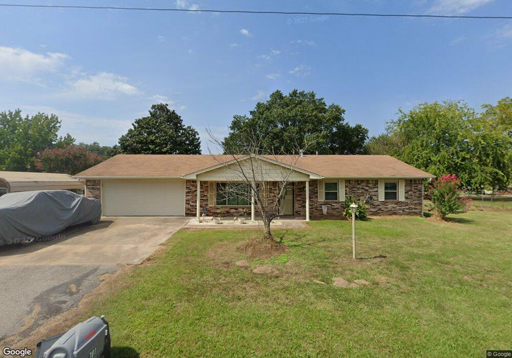 701 NE 5th St, Stigler, OK 74462 - photo 1