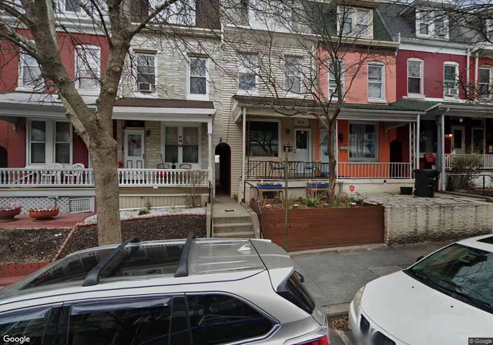 928 Pear St, Reading, PA 19601 - photo 1