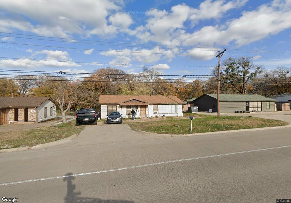 1013 Southeast Pkwy, Azle, TX 76020 - photo 1