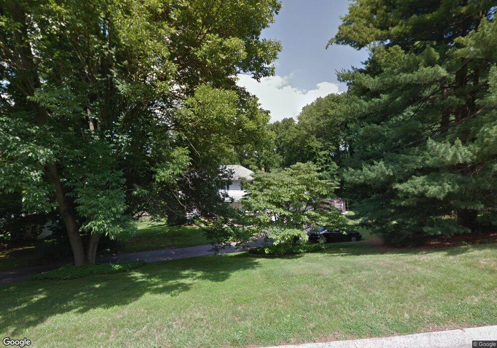 93 Cambridge Dr, Glen Mills, PA 19342 - photo 1