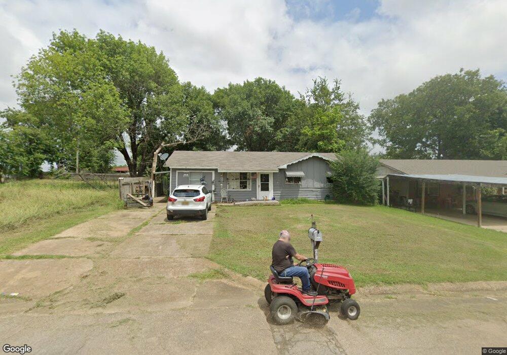 603 E Rena St, Hugo, OK 74743 - photo 1