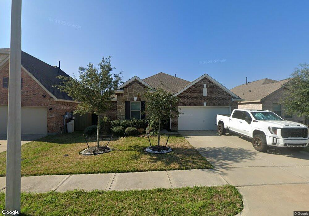 1743 Shane Trail Dr, Alvin, TX 77511 - photo 1