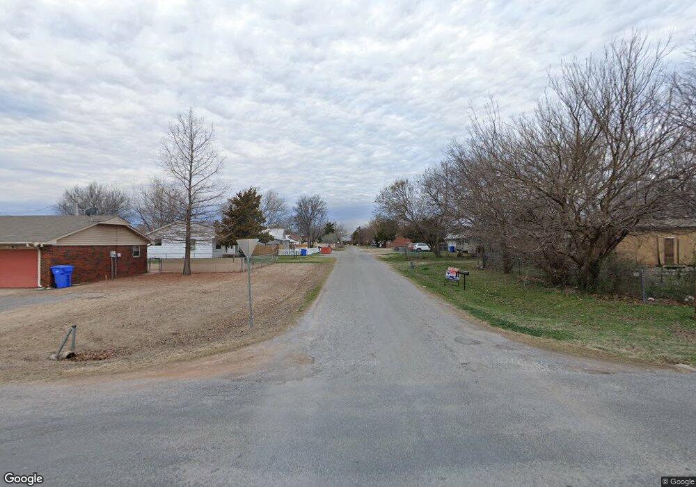 601 S 2nd St, Cache, OK 73527 - photo 1