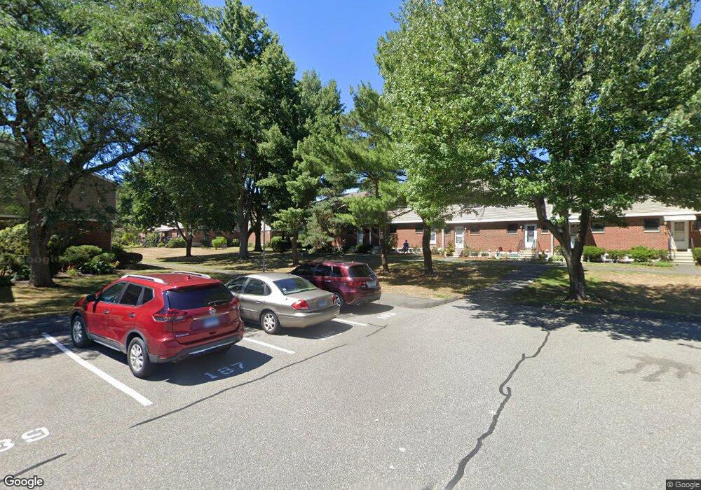 179 Hampton Ct, Newington, CT 06111 - photo 1