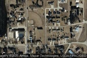 414 4th St, Maurice, IA 51036