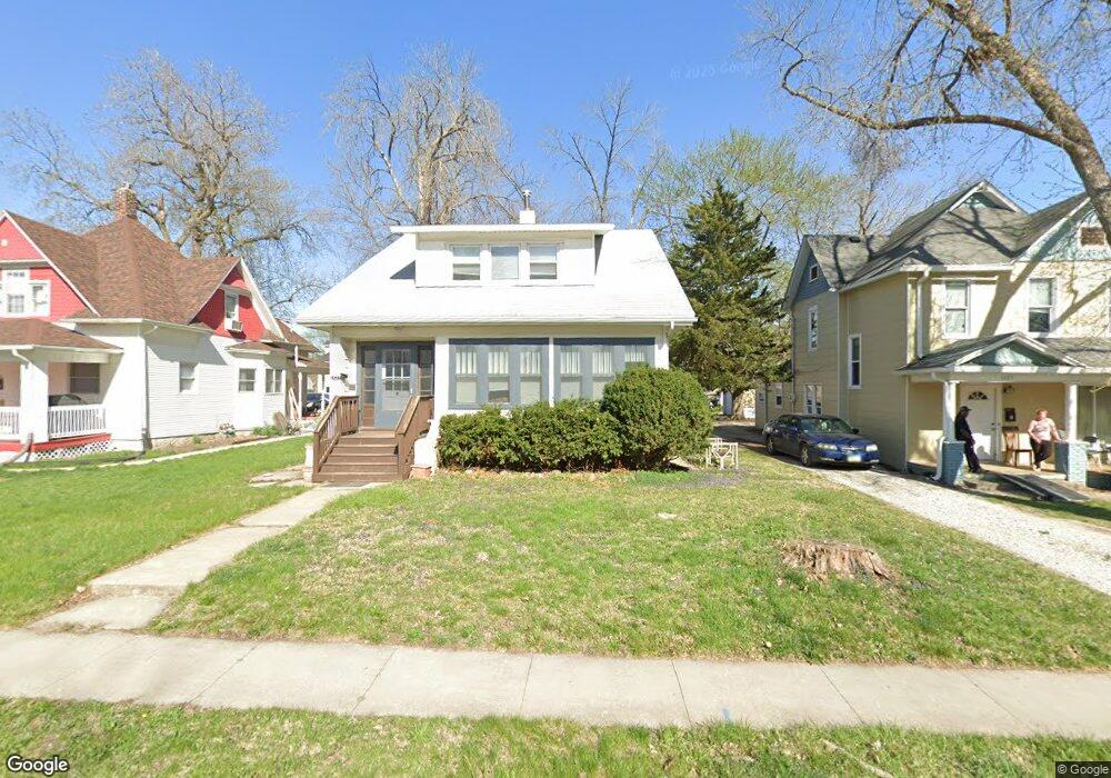 1427 31st St, Des Moines, IA 50311 - photo 1