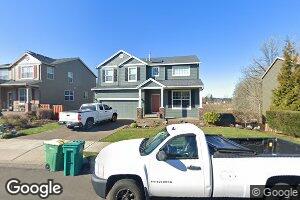 823 SE 48th St, Troutdale, OR 97060