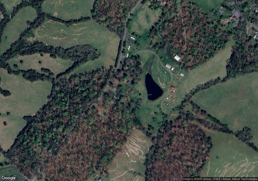 463 Gilbert Rd, Ruckersville, VA 22968 - photo 1