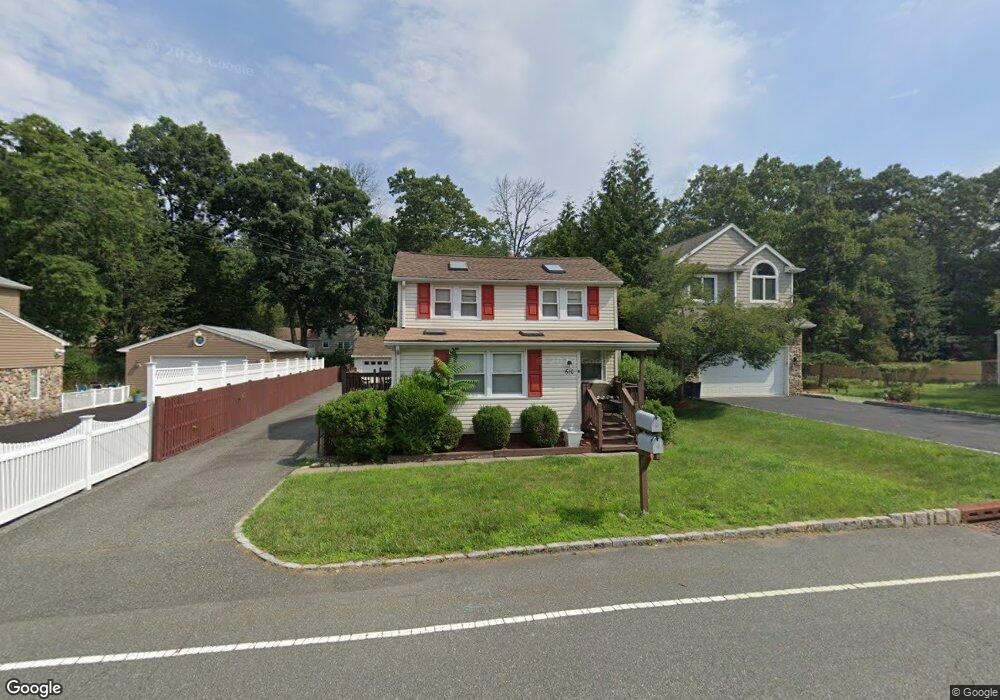 610 Park Rd, Morris Plains, NJ 07950 - photo 1