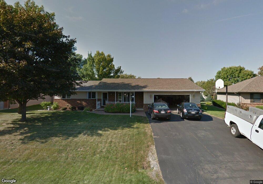 W2756 Ridgeview Ct, Appleton, WI 54915 - photo 1