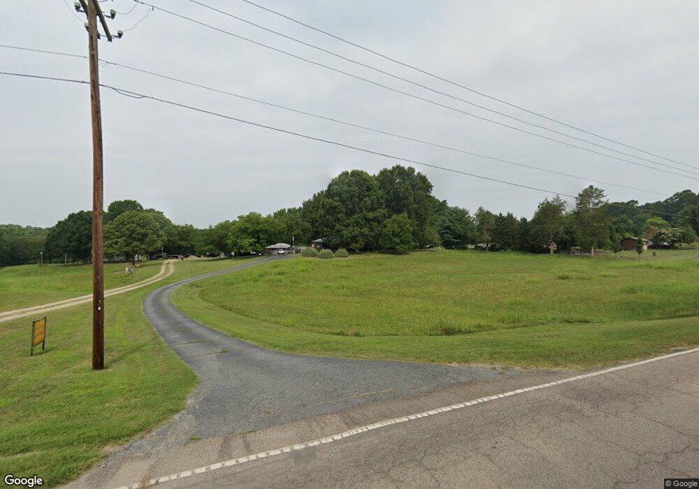 4747 Rainbow Dr, Kannapolis, NC 28081 - photo 1