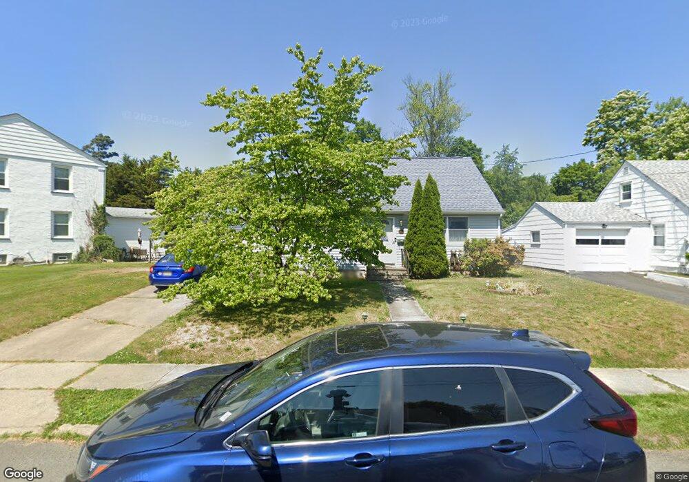 4 Weston Rd, Ewing, NJ 08618 - photo 1