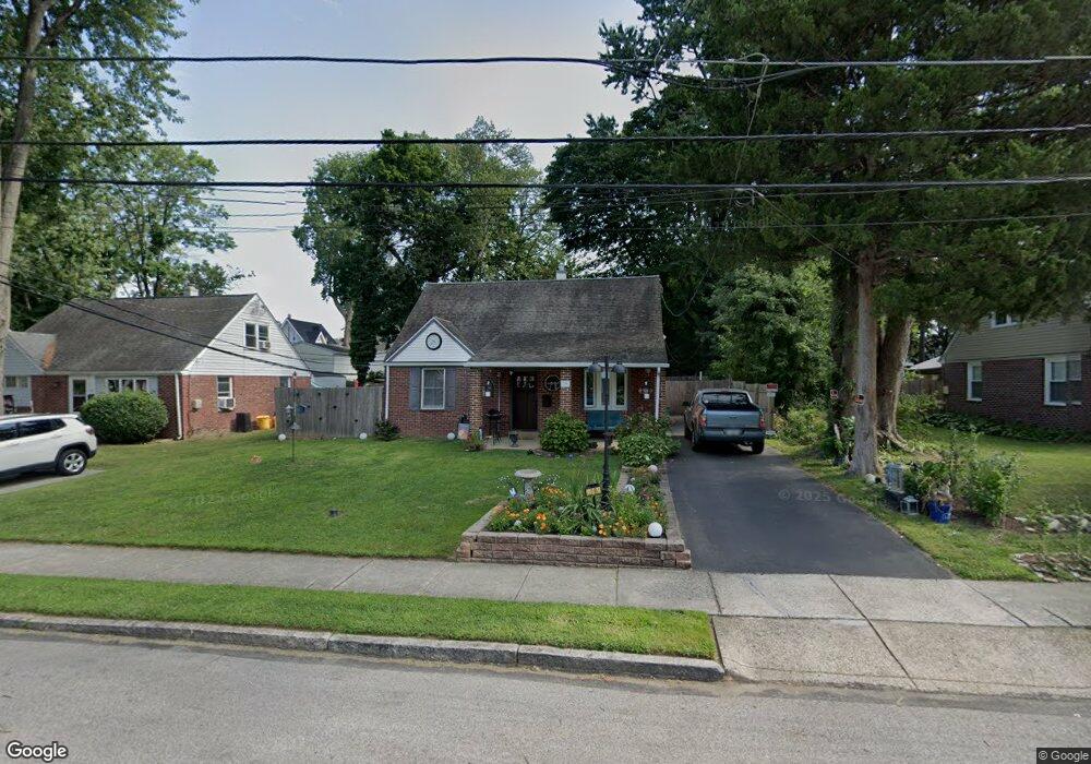 19 Yale Square, Morton, PA 19070 - photo 1