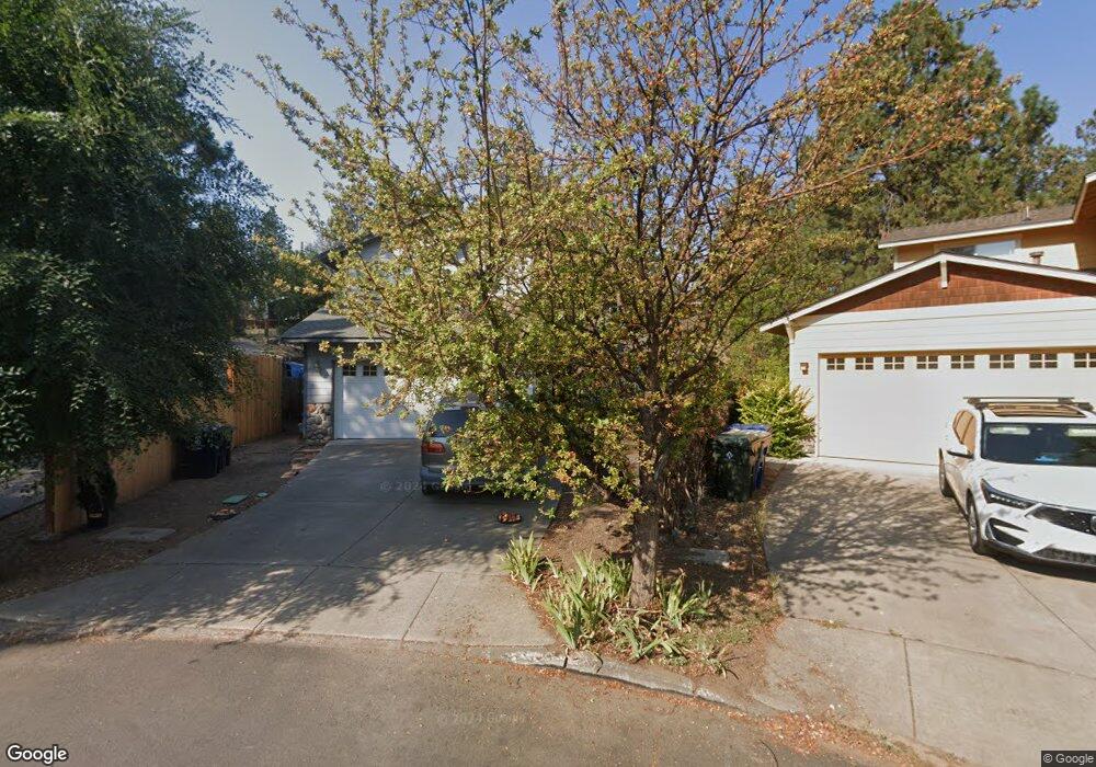 1701 SE Karena Ct, Bend, OR 97702 - photo 1