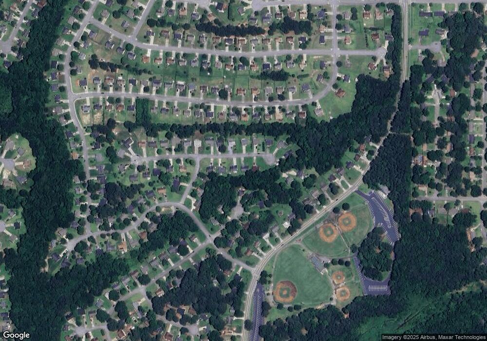 1391 Misty Ridge Ct, Hampton, GA 30228 - photo 1