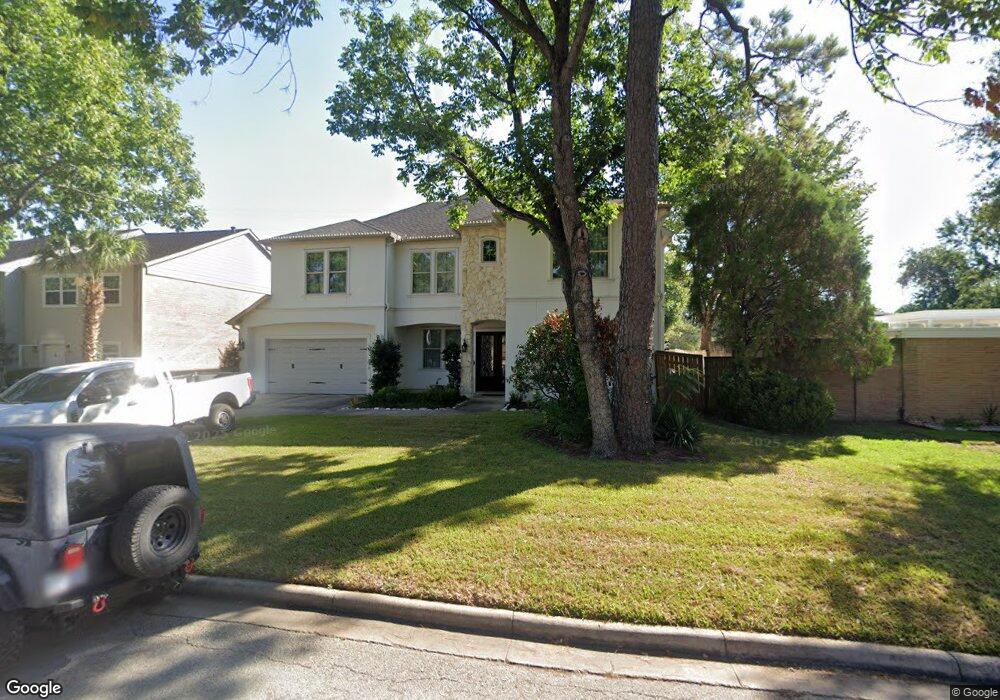 930 Wycliffe Dr, Houston, TX 77079 - photo 1