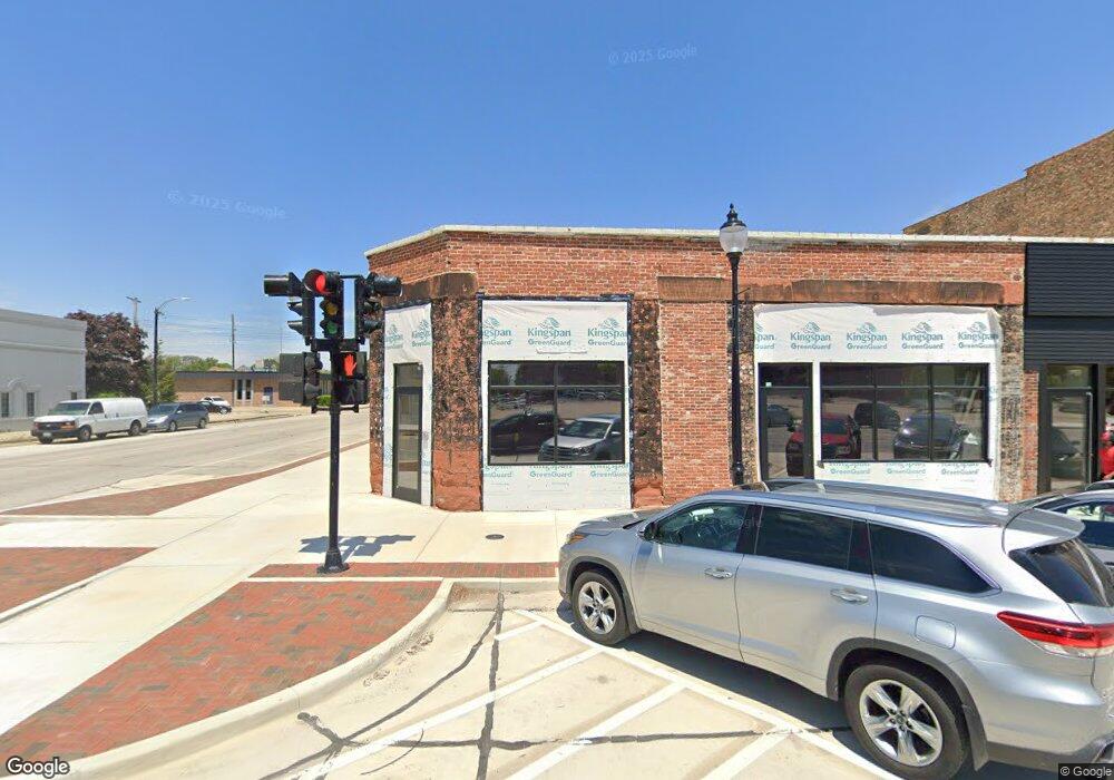 1422 Broadway Ave, Mattoon, IL 61938 - photo 1