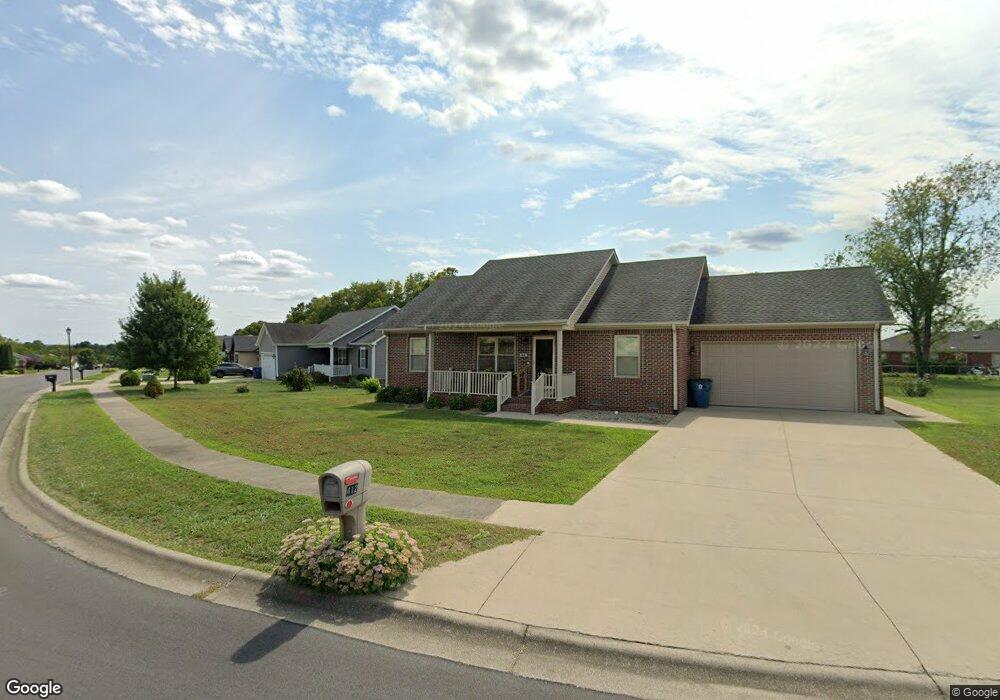 411 Cresthill Dr, Harrodsburg, KY 40330 - photo 1