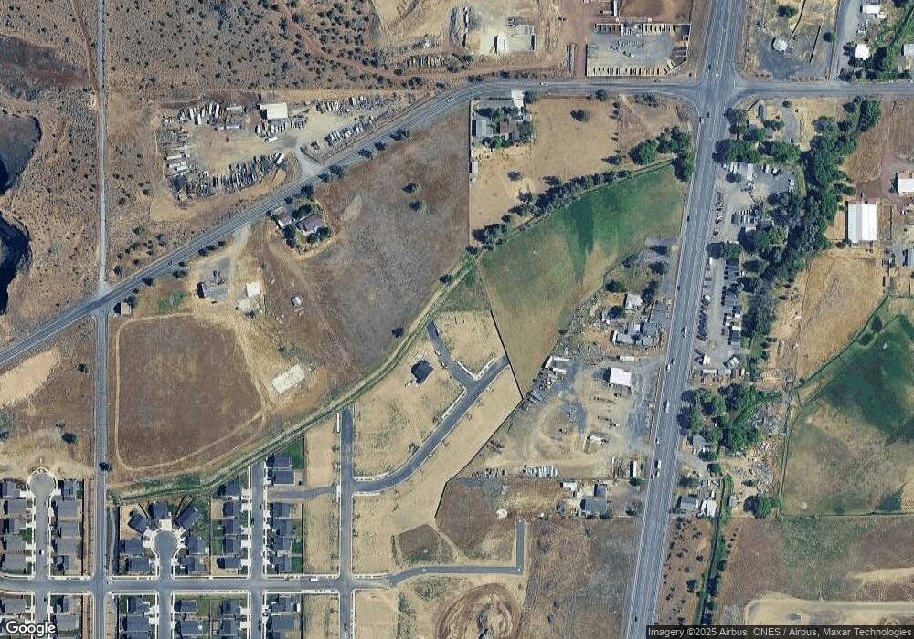 3792 NW 7th Ln, Redmond, OR 97756 - photo 1