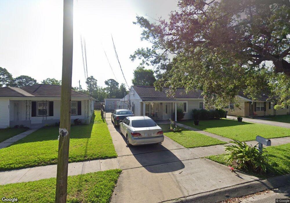 4837 Montegut Dr, New Orleans, LA 70126 - photo 1