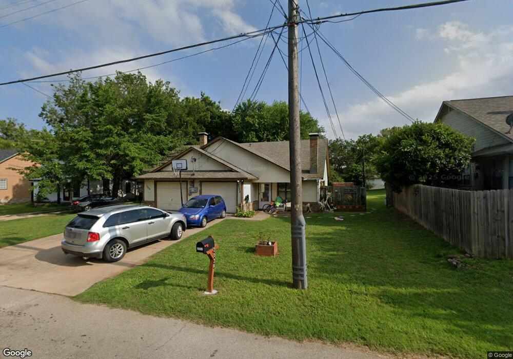 2528 W Walker St, Denison, TX 75020 - photo 1