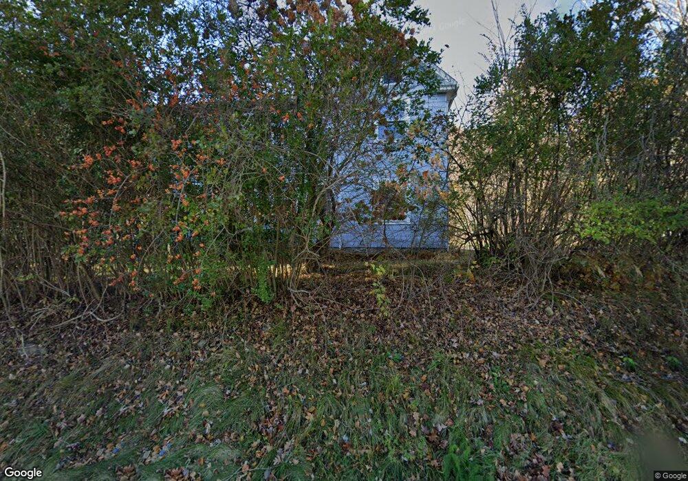 136 Sabin St, Putnam, CT 06260 - photo 1