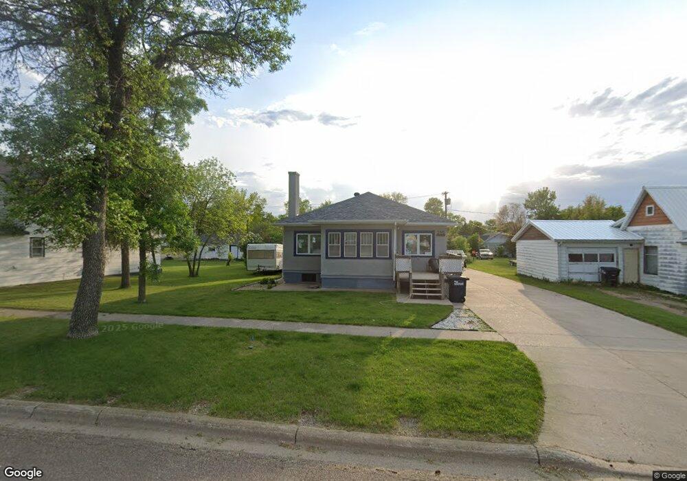 316 Eggert St, Turtle Lake, ND 58575 - photo 1