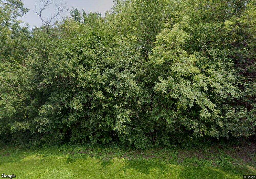 709 7th Ave SW, Jamestown, ND 58401 - photo 1