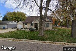 1006 Edith St, Hull, IA 51239