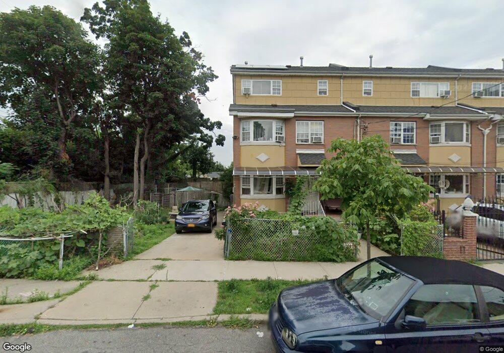 9712 191st St, Hollis, NY 11423 - photo 1