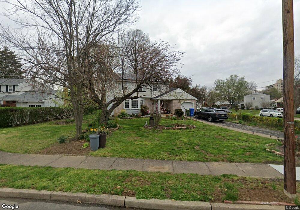 320 Windsor Cir, Cherry Hill, NJ 08002 - photo 1