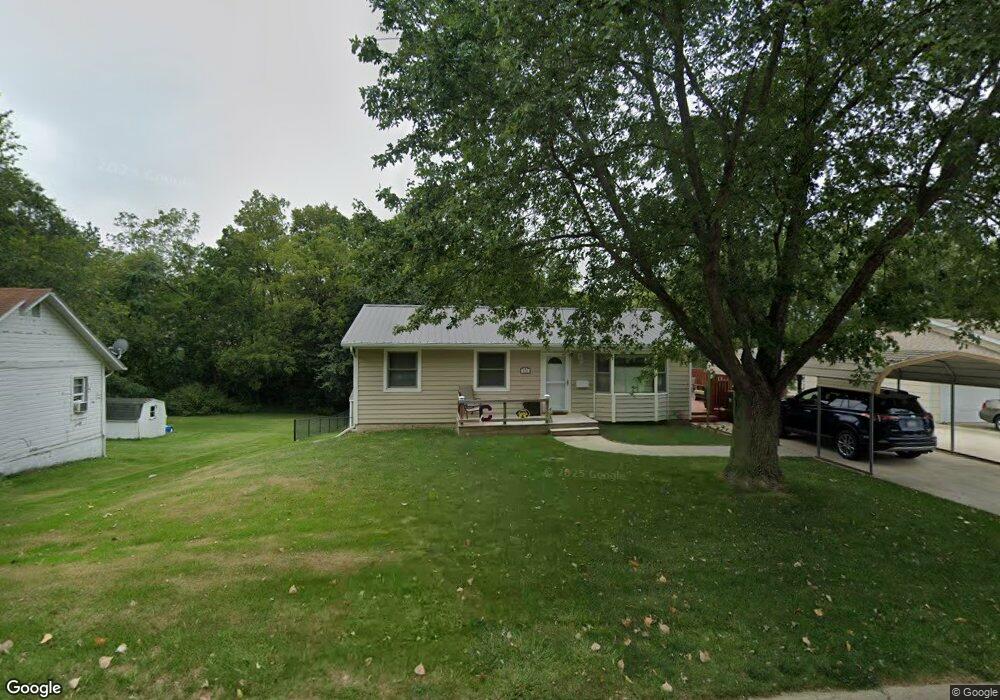 120 N Lincoln St, Osceola, IA 50213 - photo 1