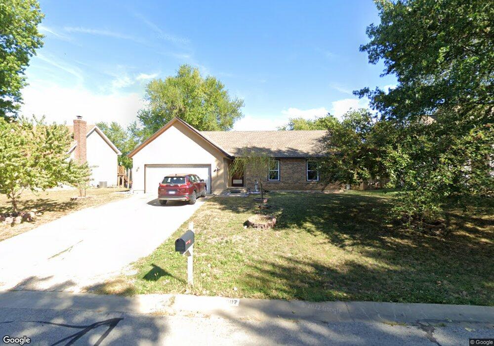 6507 Charlotte St, Shawnee, KS 66216 - photo 1