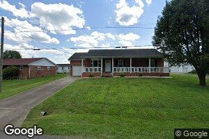 307 W Fir St, Eleanor, WV 25070